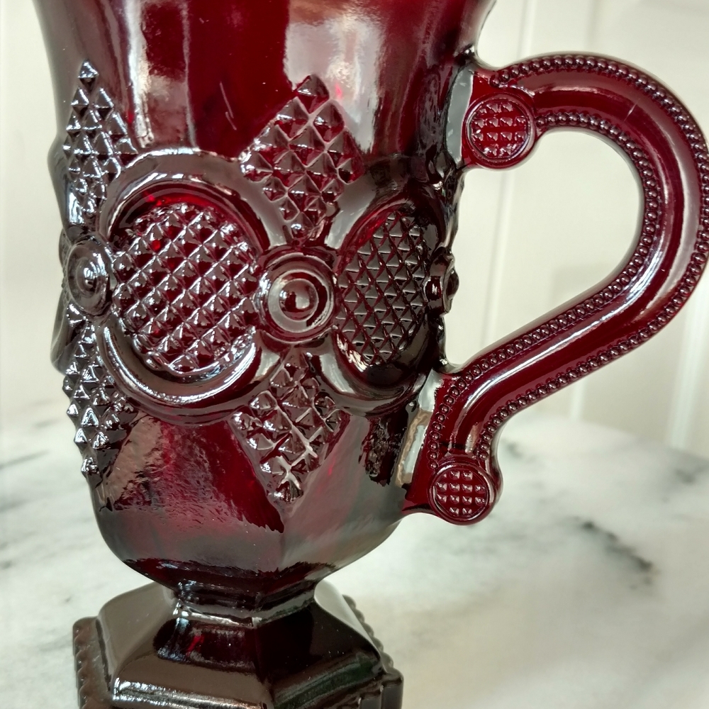Collector - Vintage Avon Ruby Red Coaco Footed Cup - Picture 3 of 3